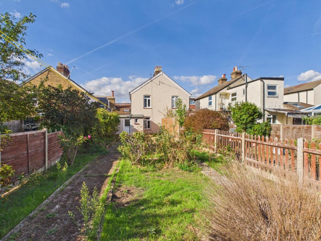 House in Spelthorne, Surrey - View 3