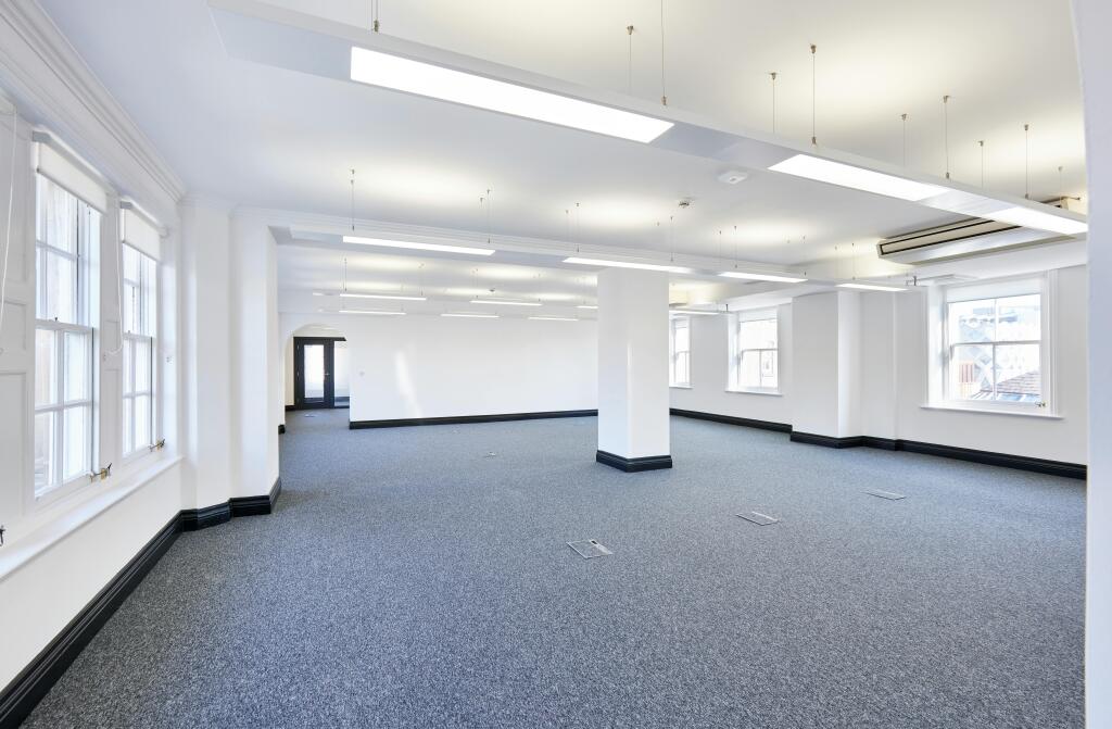 LEEMING BUILDING_HLA4492_HRp.jpg