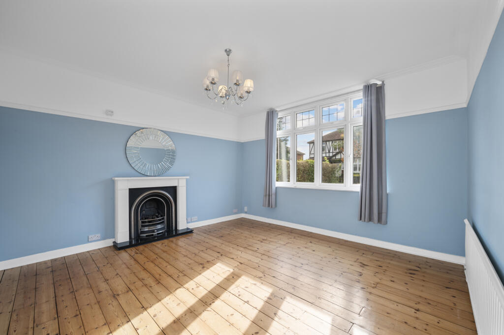 Main image of property: The Ridge, Surbiton, KT5