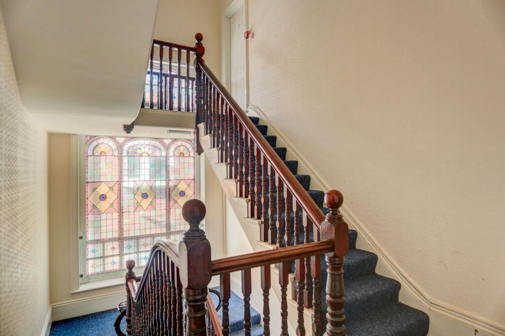 Apartment in Hove, Brunswick - More