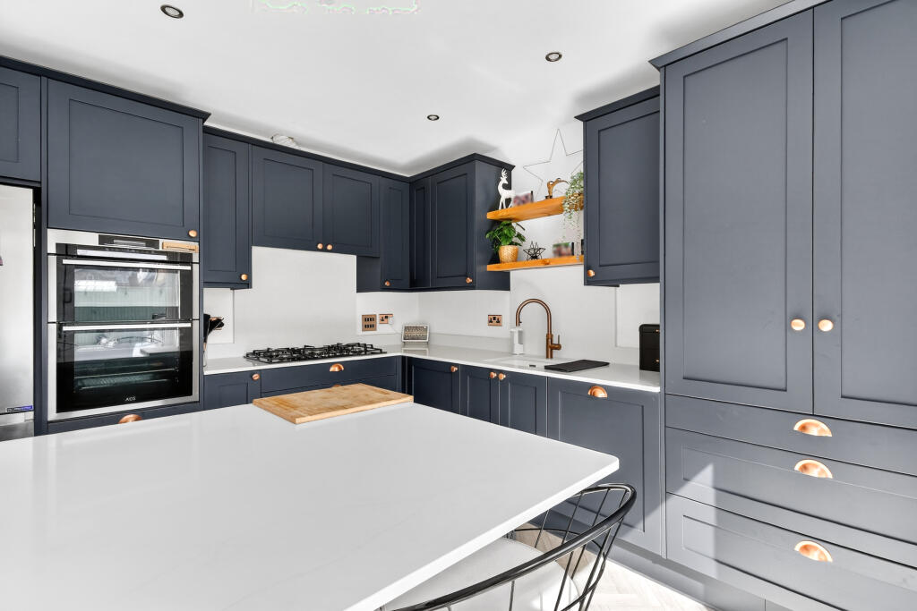 House in Bracknell - View 4