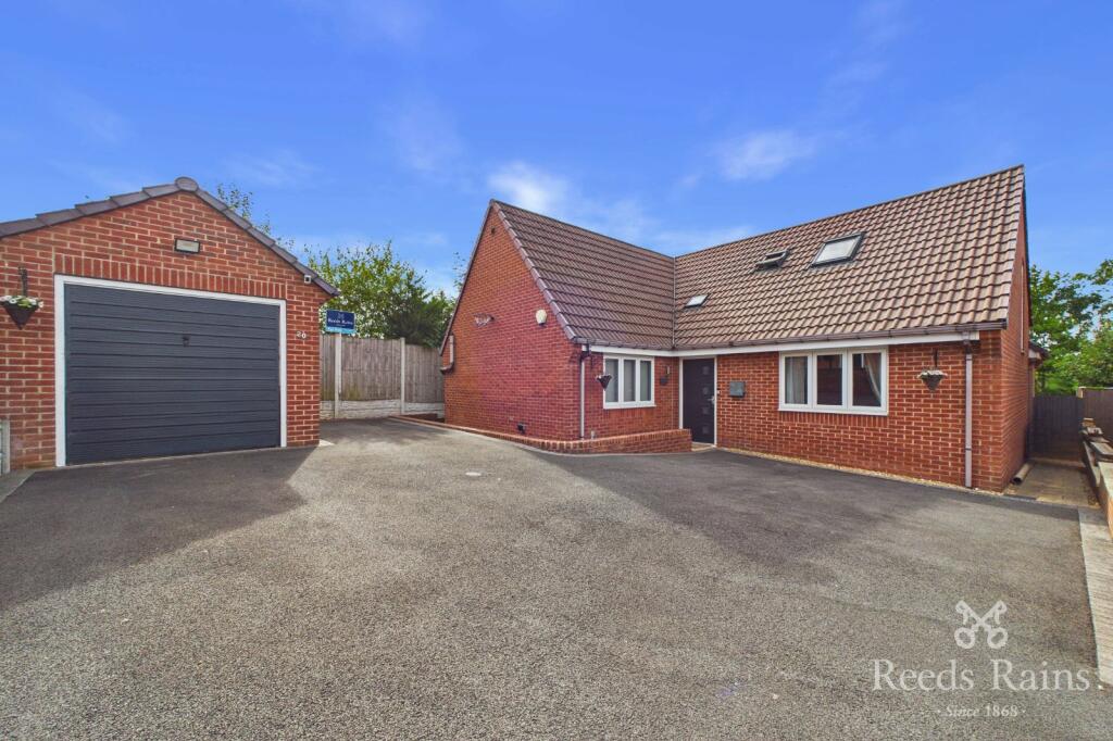 Main image of property: Alma Street, North Wingfield, Chesterfield, Derbyshire, S42
