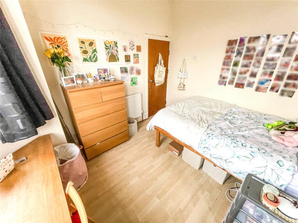 1 bedroom semi-detached house for rent