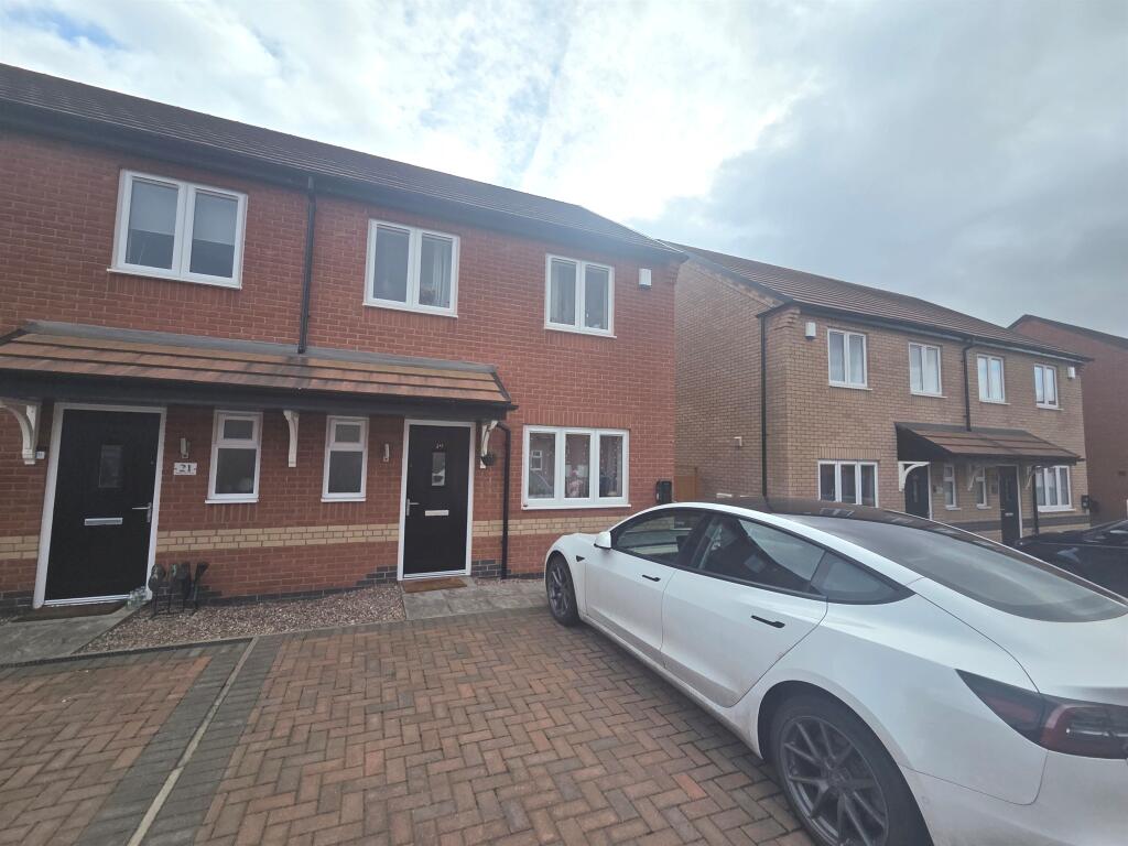 Main image of property: South Lake Close, Bestwood Village, Nottingham