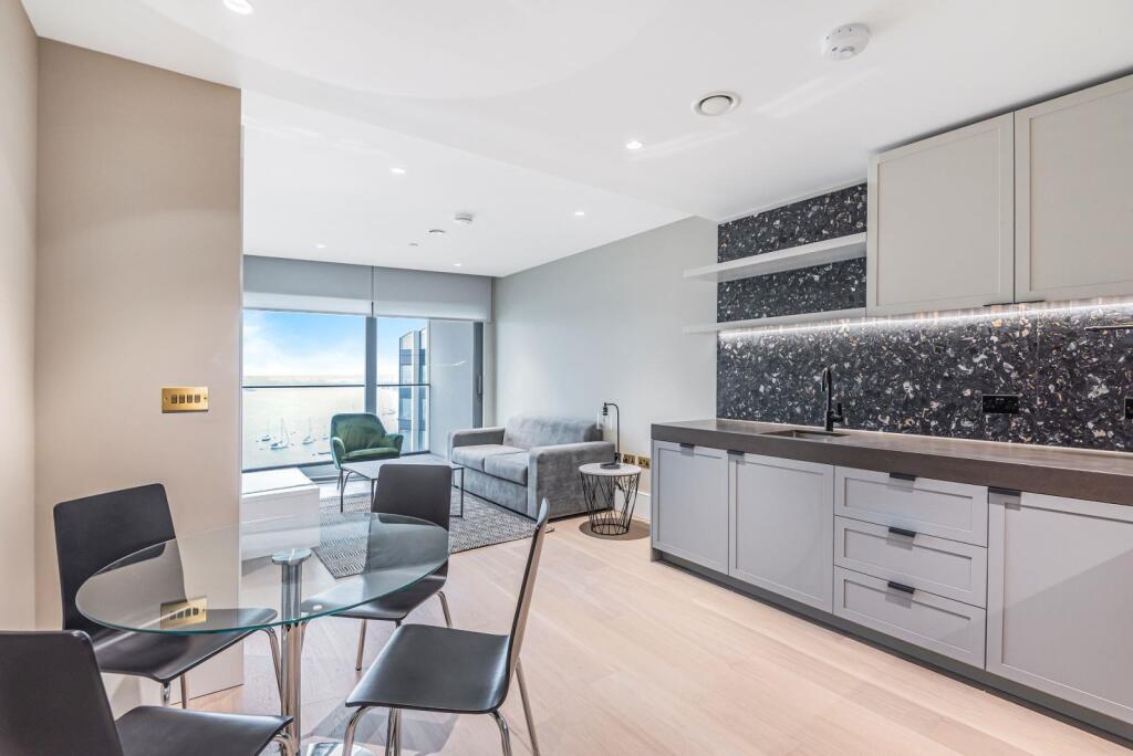 Apartment in London - View 2