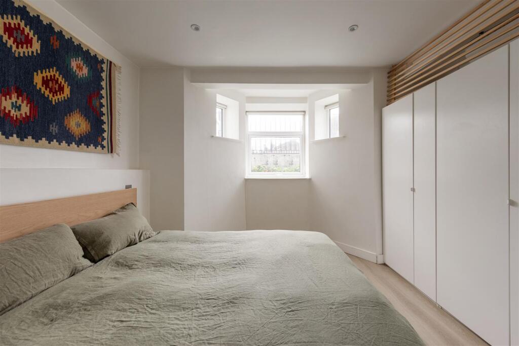 Apartment in London, Leyton - View 3