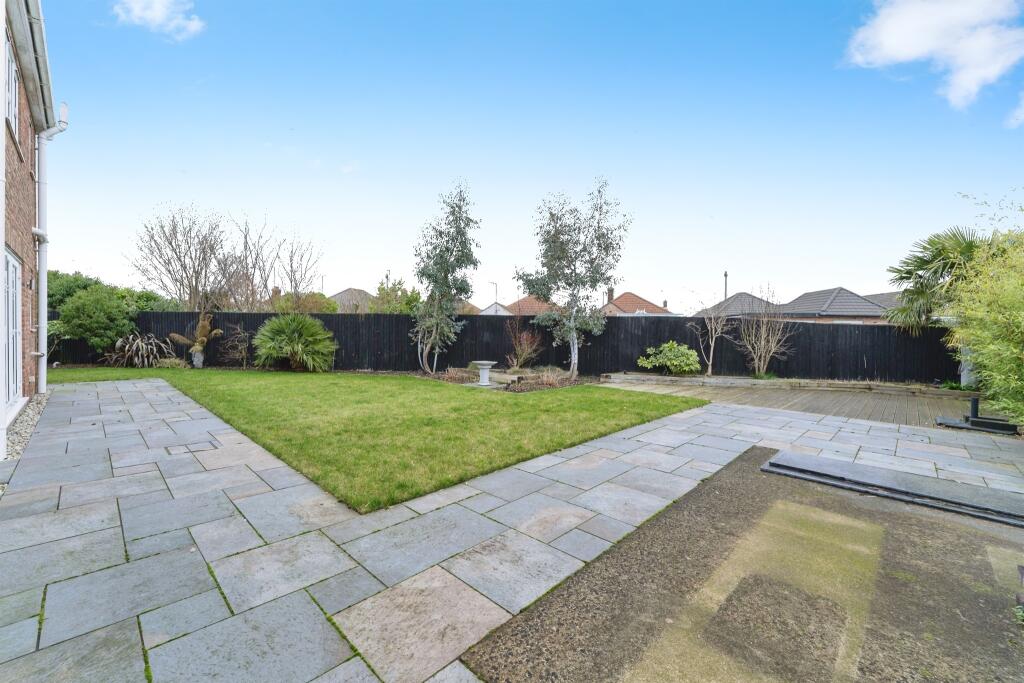 Wisbech Road, March photo 3