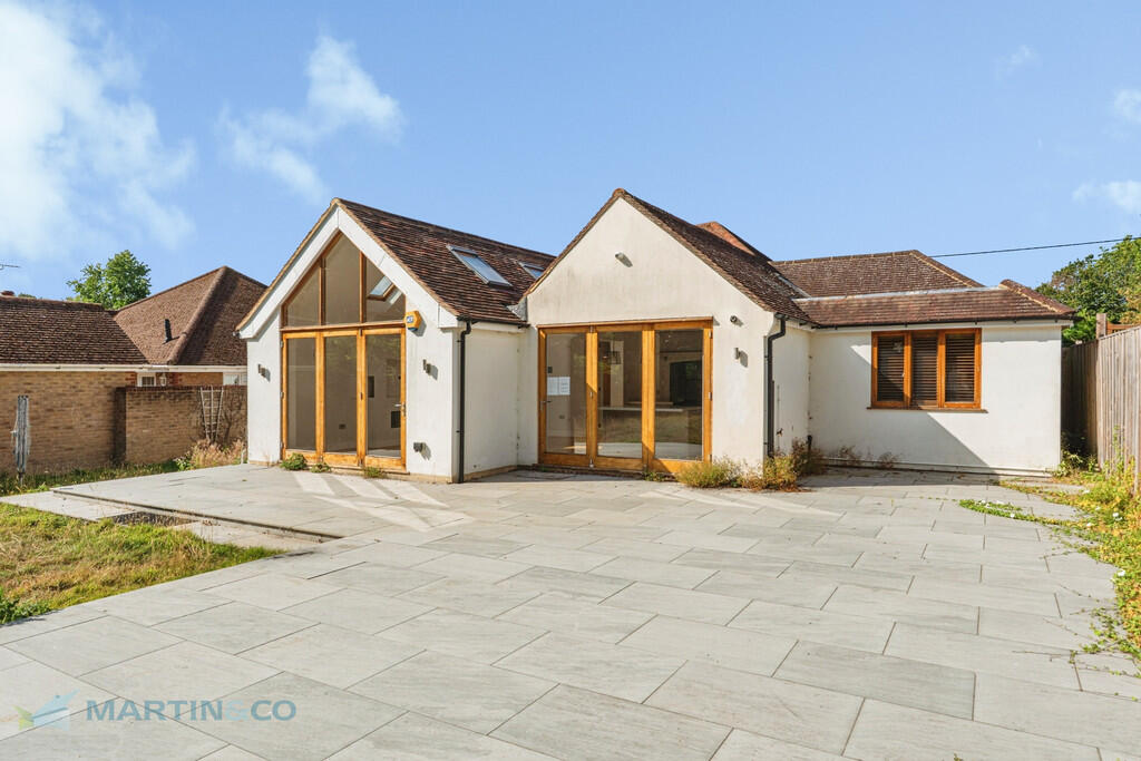 House in Guildford - View 2