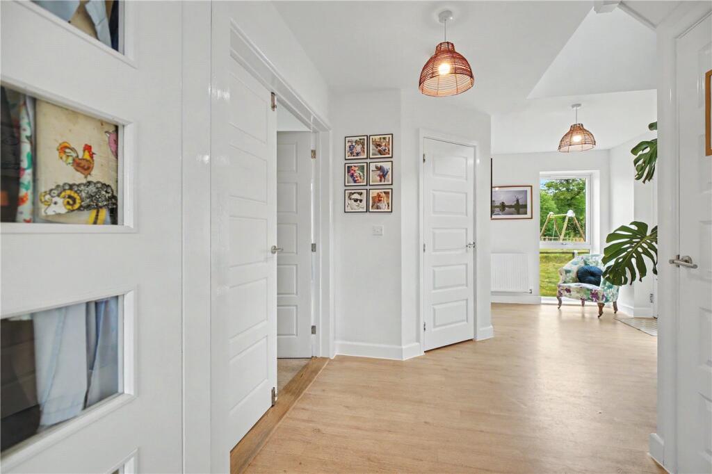 Paddocks Way, Poringland, Norwich, Norfolk, NR14 photo 4