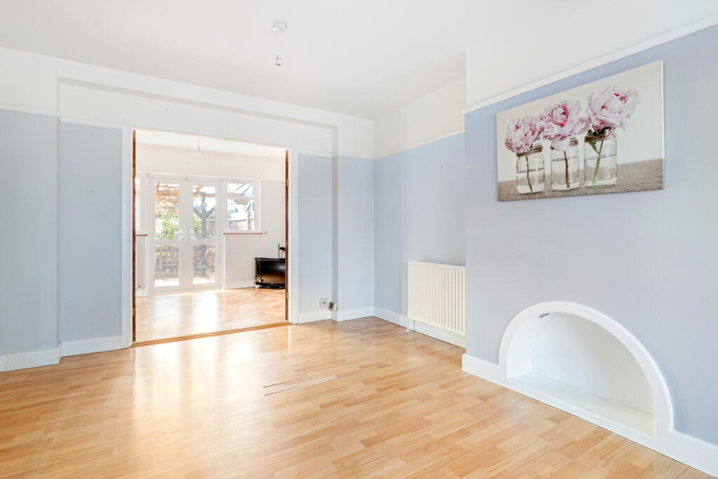 House in Morden, Lower Morden - View 4