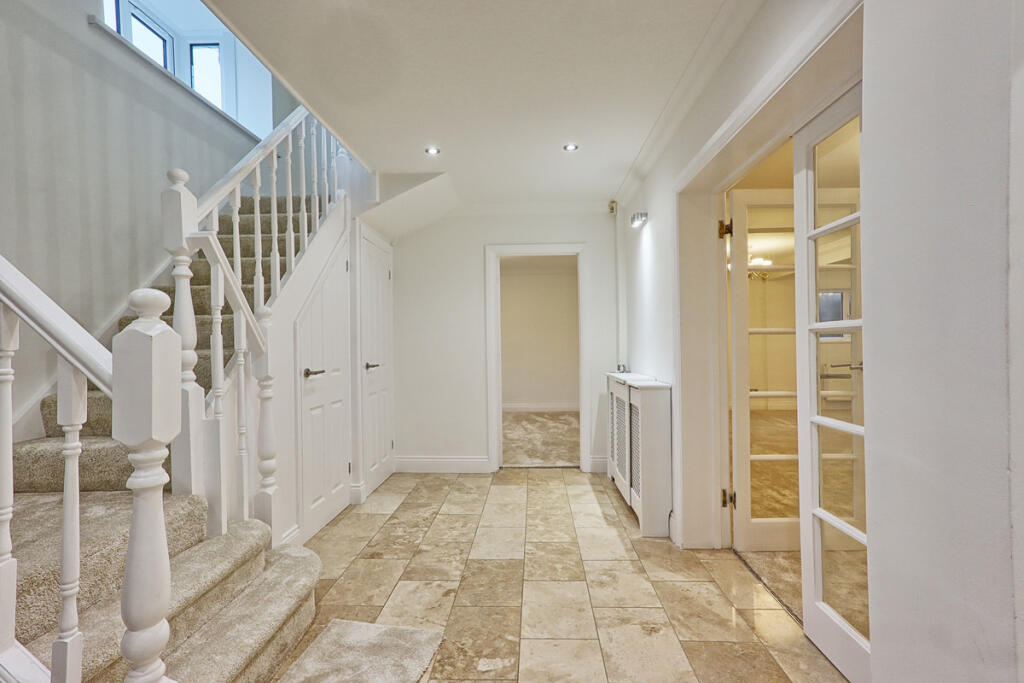 House in London - View 4