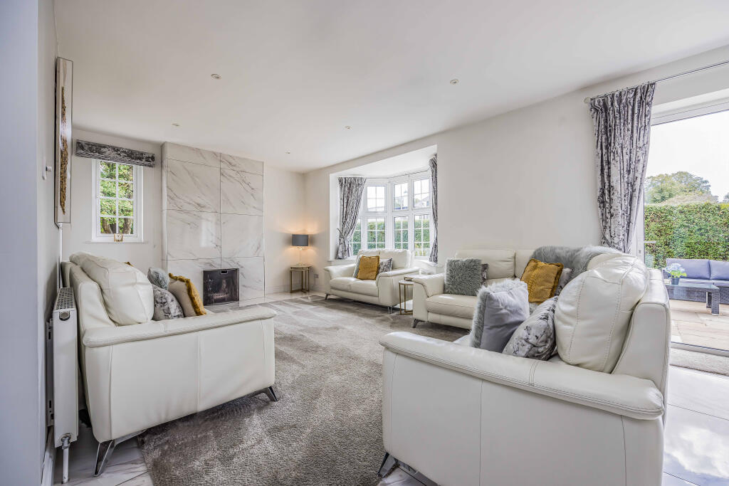 House in Chichester, Tangmere - View 2