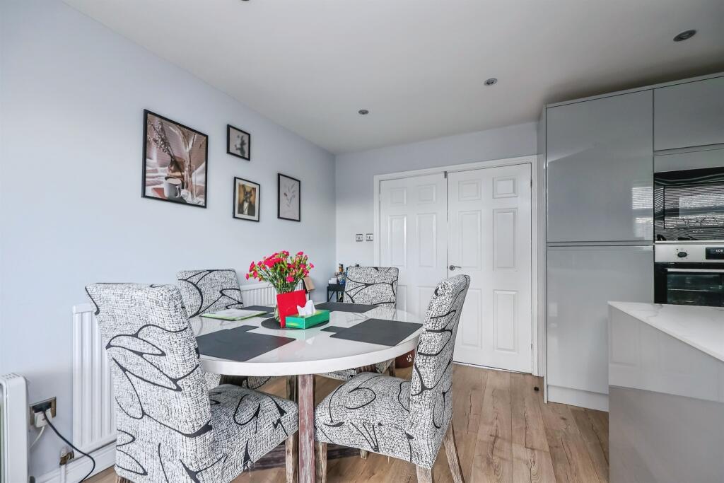 House in Nottingham, Nottinghamshire - View 6