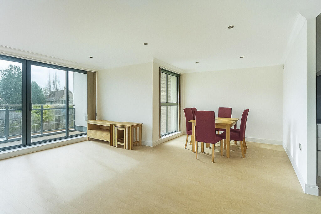 Apartment in Cambridge - View 2