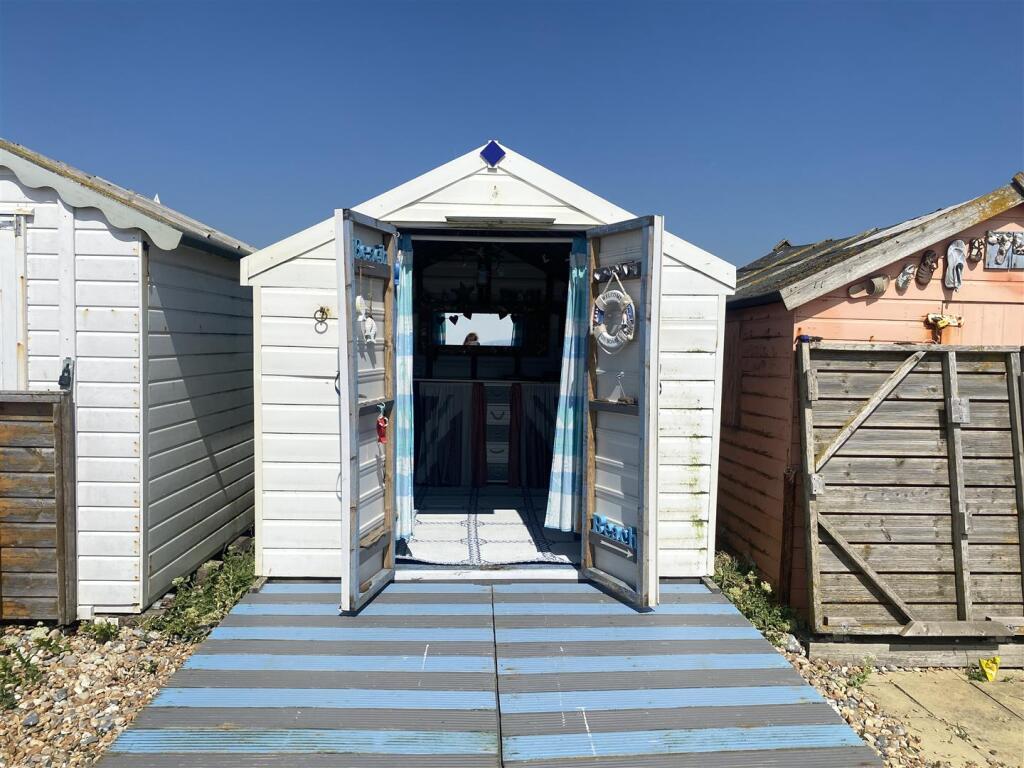 Studio other on 75, Brighton Road, £39,000