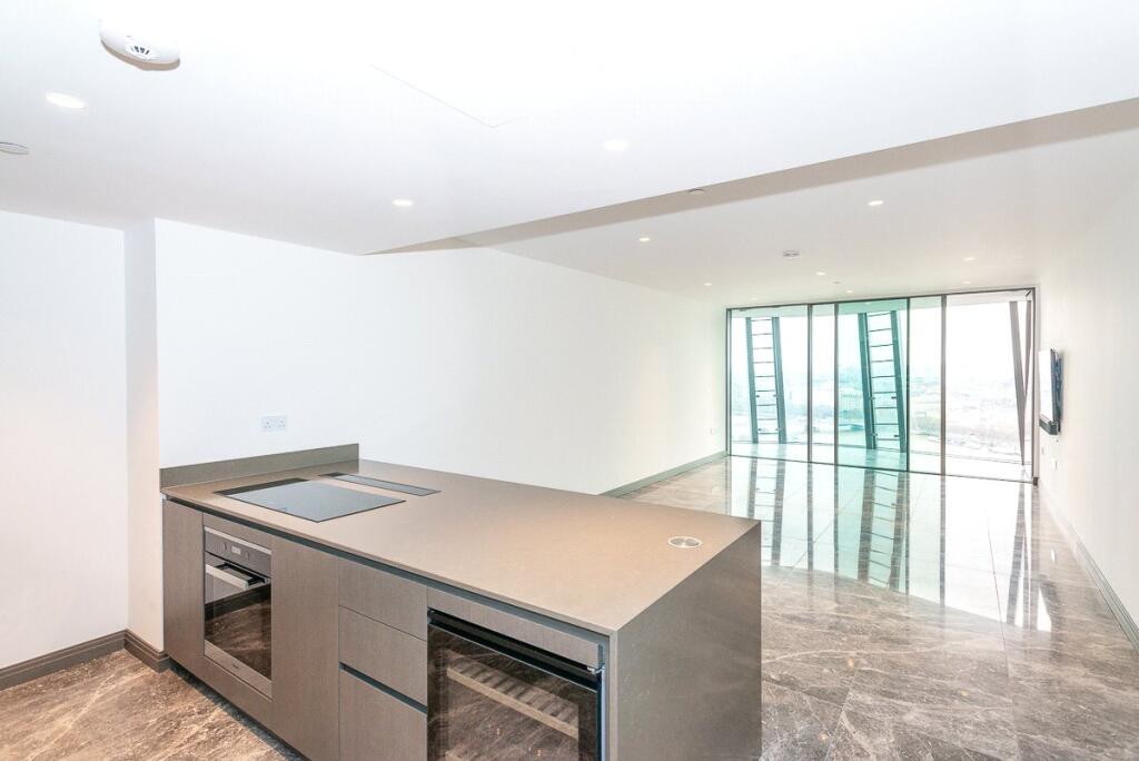Apartment in London, Bankside, Southwark - View 2