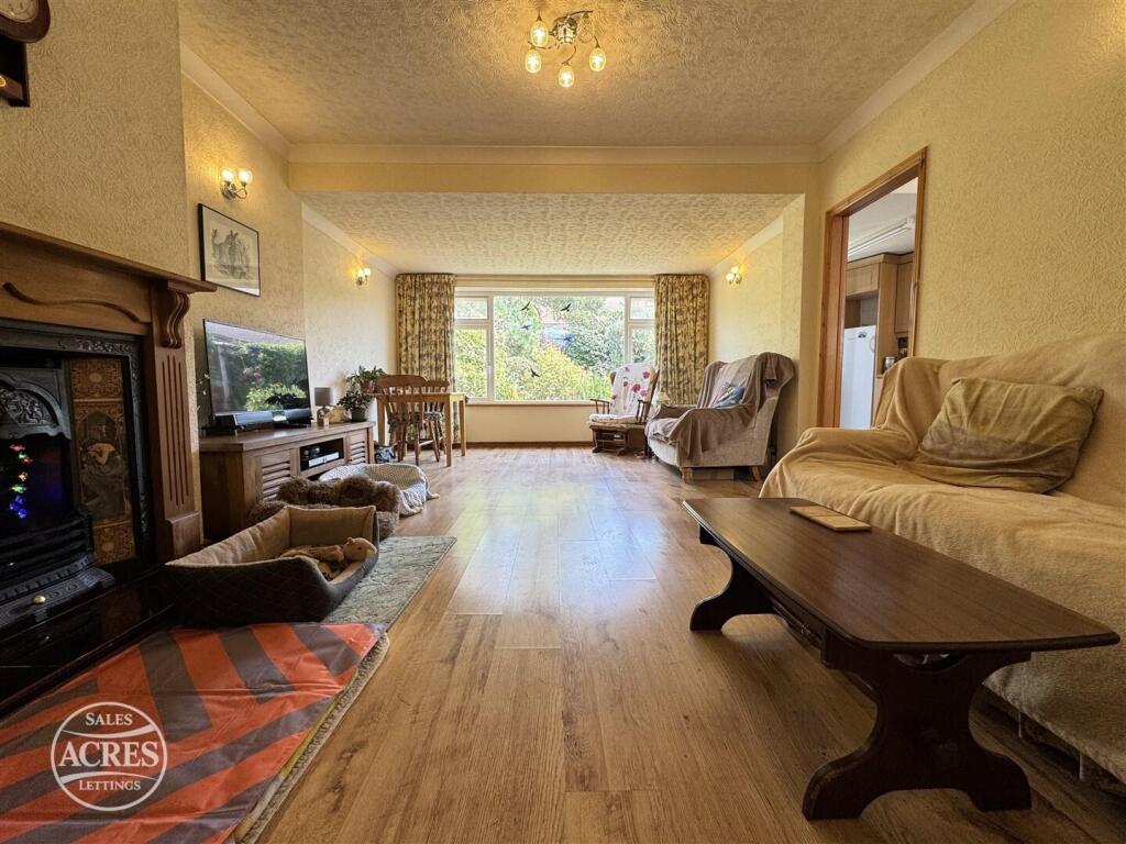 Broomhill Close, Great Barr, Birmingham photo 4