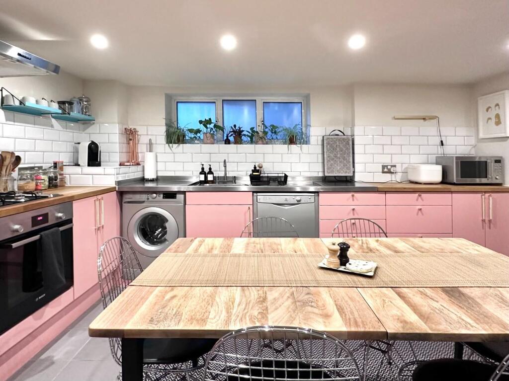 3 bedroom terraced house for rent