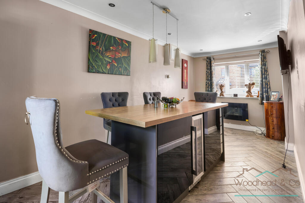 Chatsworth Drive, Wellingborough, NN8 5FB - View 6