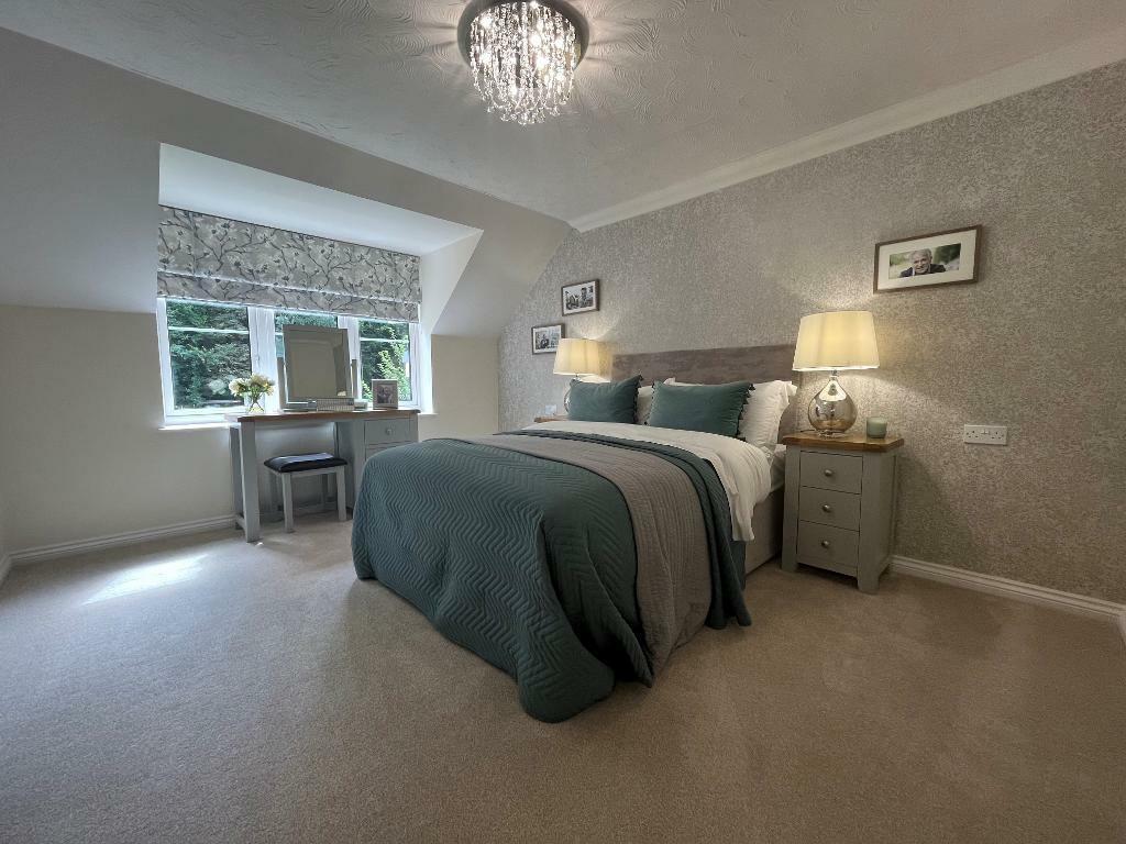 Addington Road, South Croydon, CR2 8AY photo 4