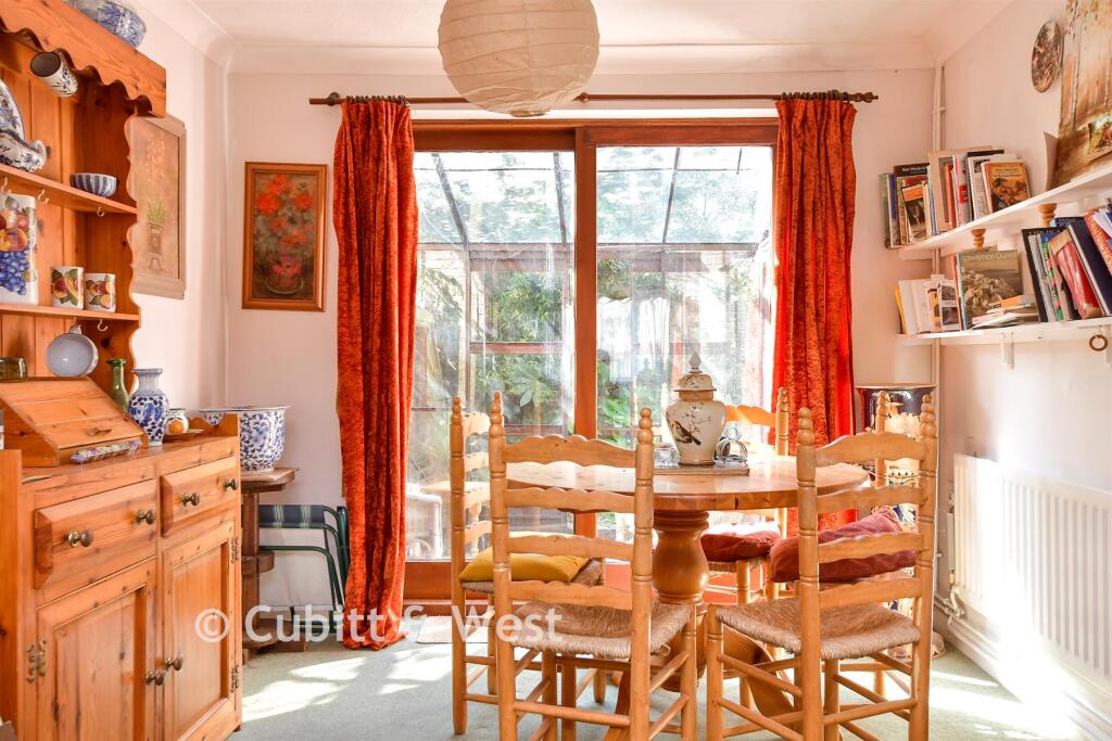 House in Brighton - View 4