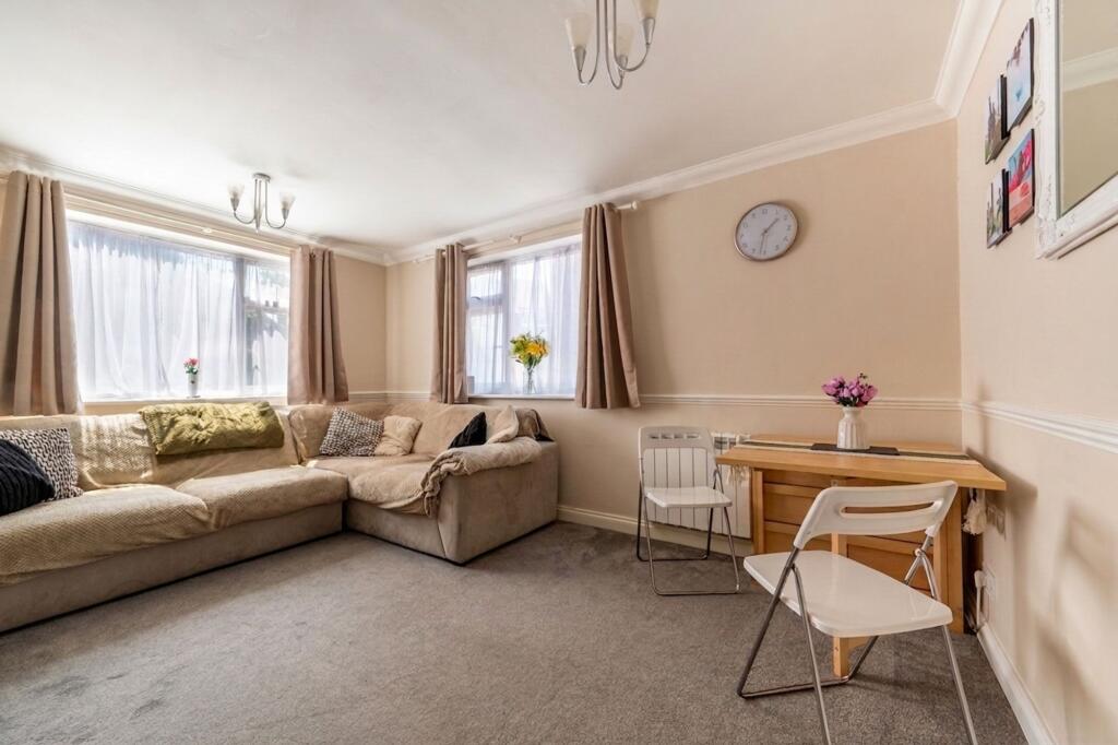 Apartment in Wealden, Polegate - More