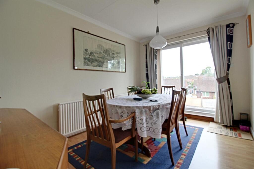 House in Hemel Hempstead - View 3