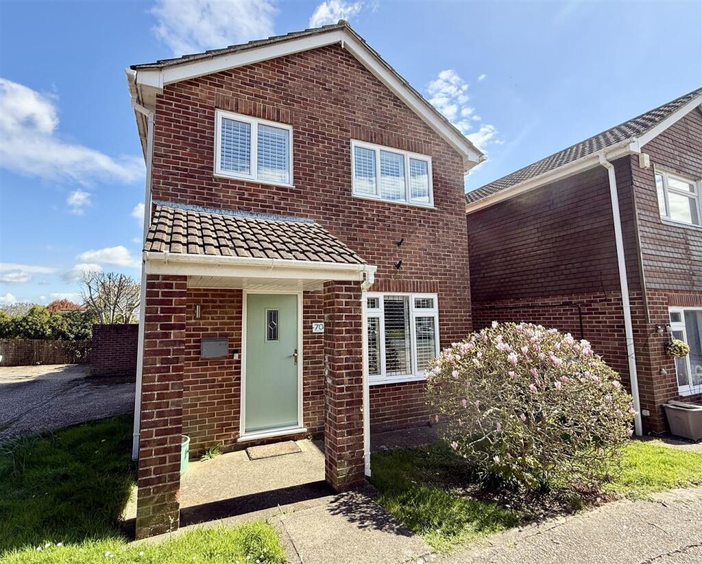 Main image of property: Garstons Close, Fareham