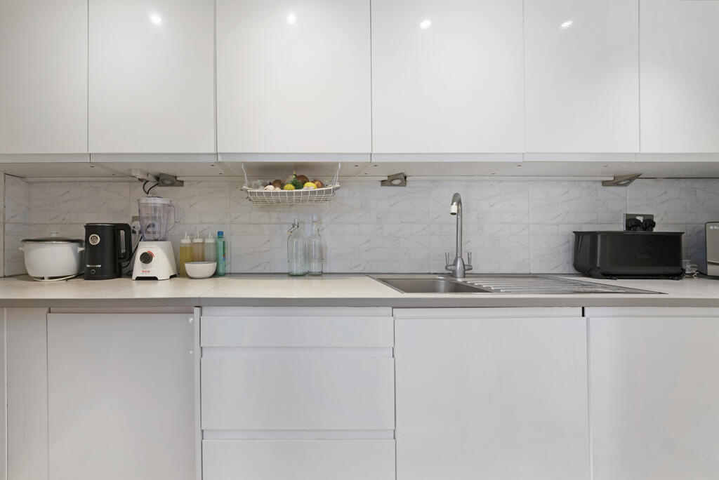 Apartment in London, West Kensington - View 4