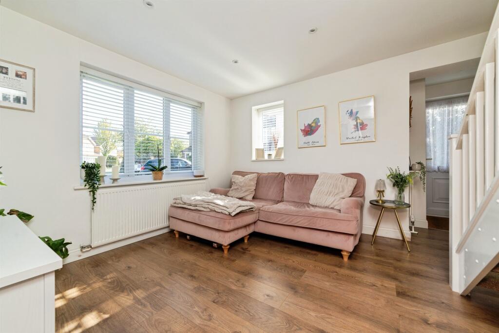 House in Letchworth, Hertfordshire - View 2