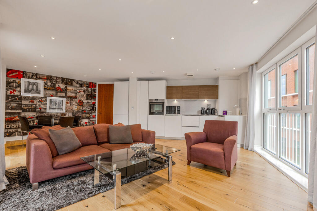 Main image of property: Wellesley Terrace, London, N1