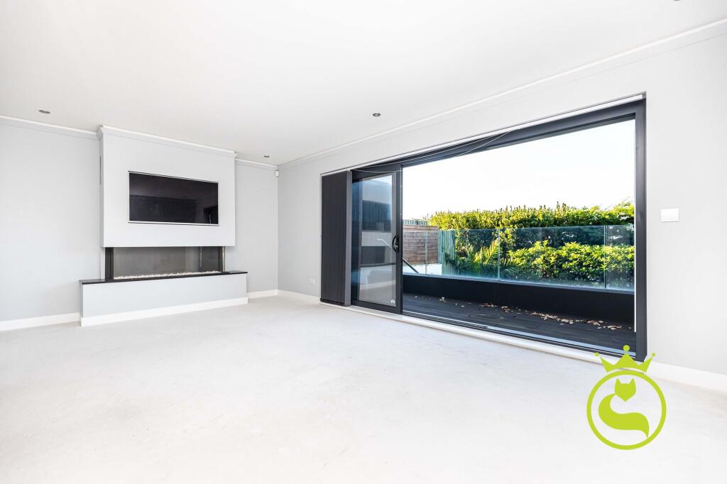 Additional image 8 of Glen Road, Poole, BH14