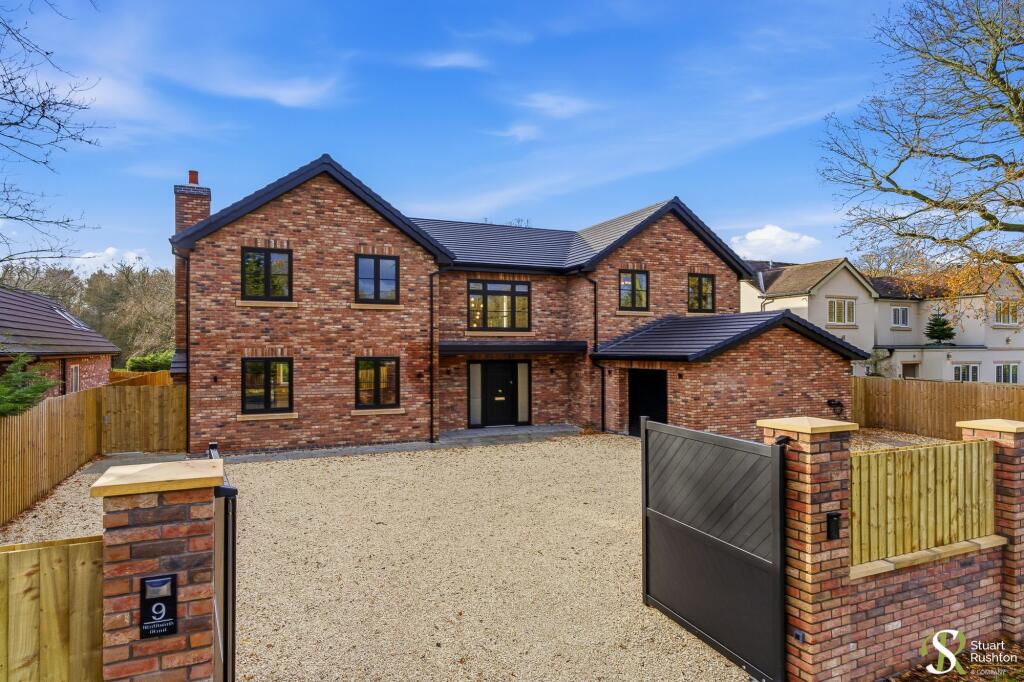 4-bed detached on Northwich Road, Cranage, CW4, £1,500,000