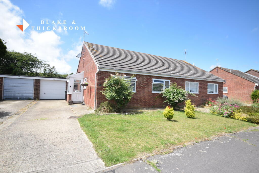Main image of property: Stonham Avenue, Clacton-on-sea, CO16 7EH