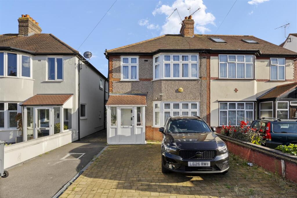 3-bed house on The Drive, Hounslow, £635,000