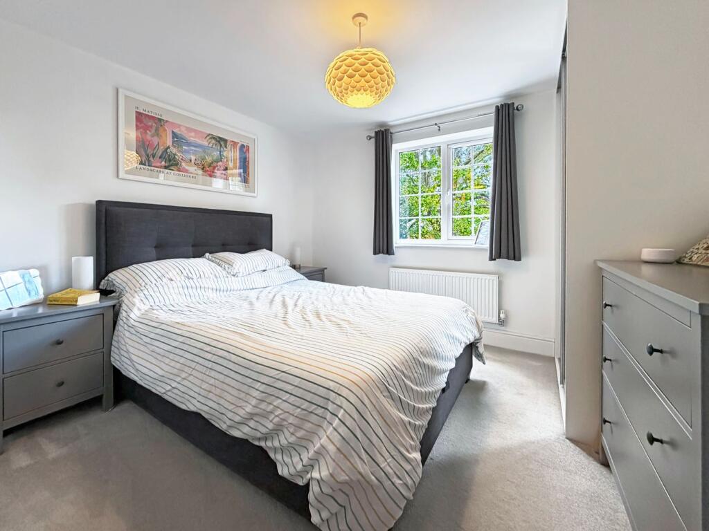 Apartment in Slough, Chalfont St Peter - More