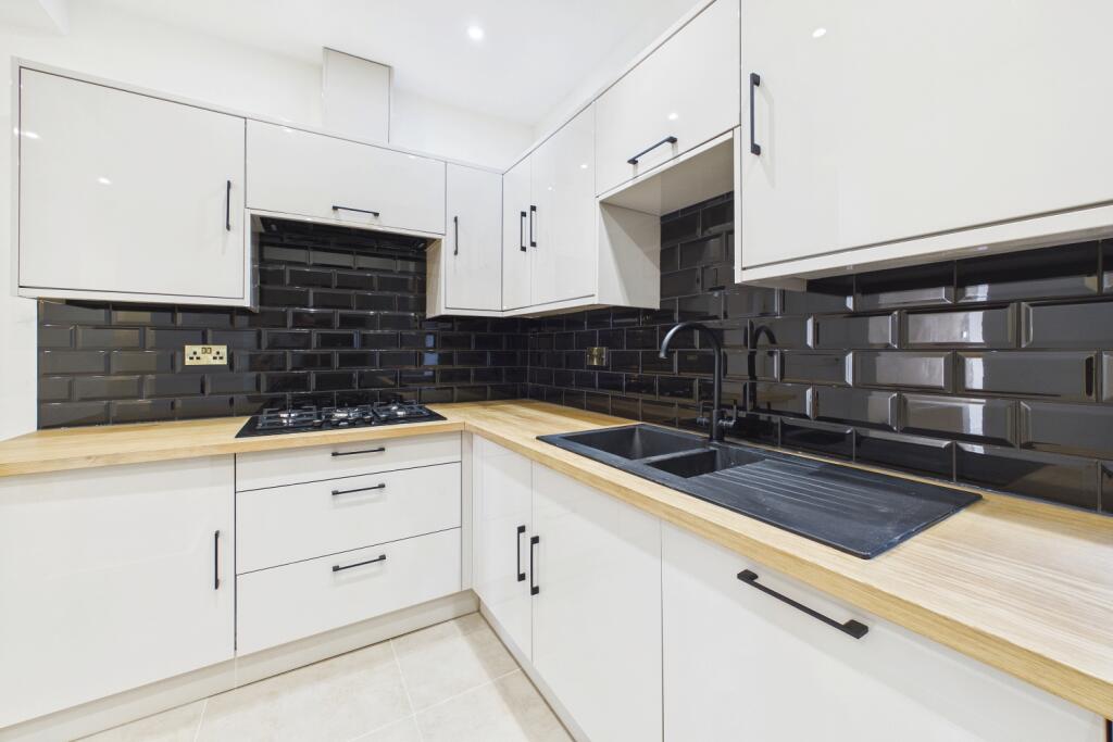 House in Sheffield - View 5