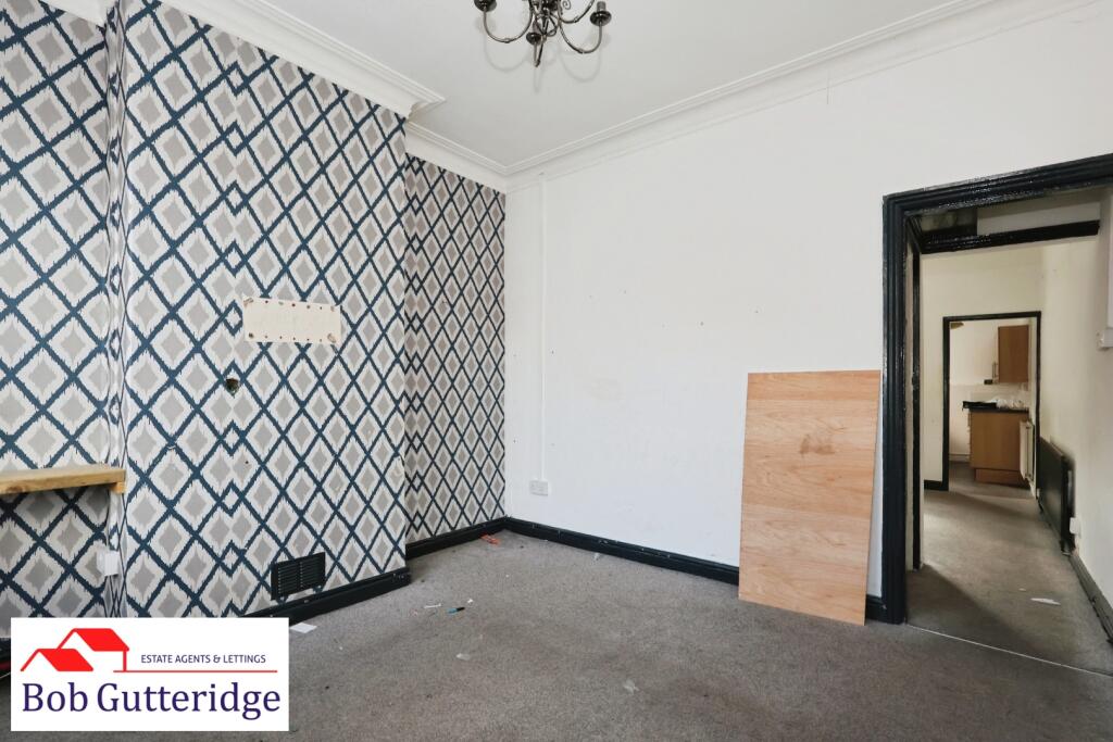 House in Stoke-on-Trent - View 3
