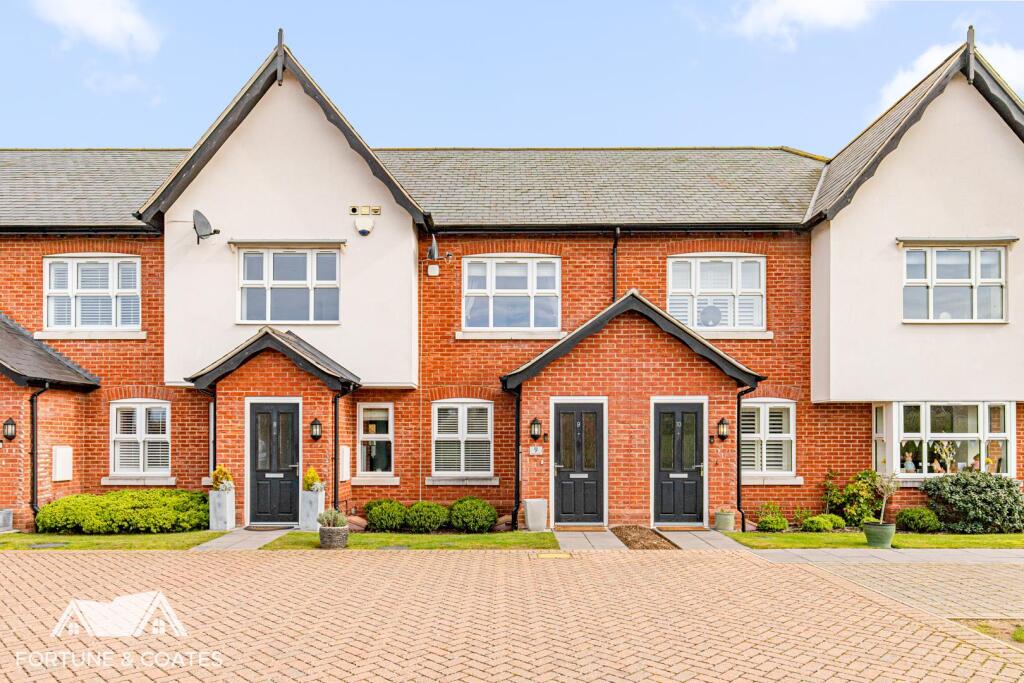 3-bed terraced on Hastingwood Road, Hastingwood, Harlow, £450,000