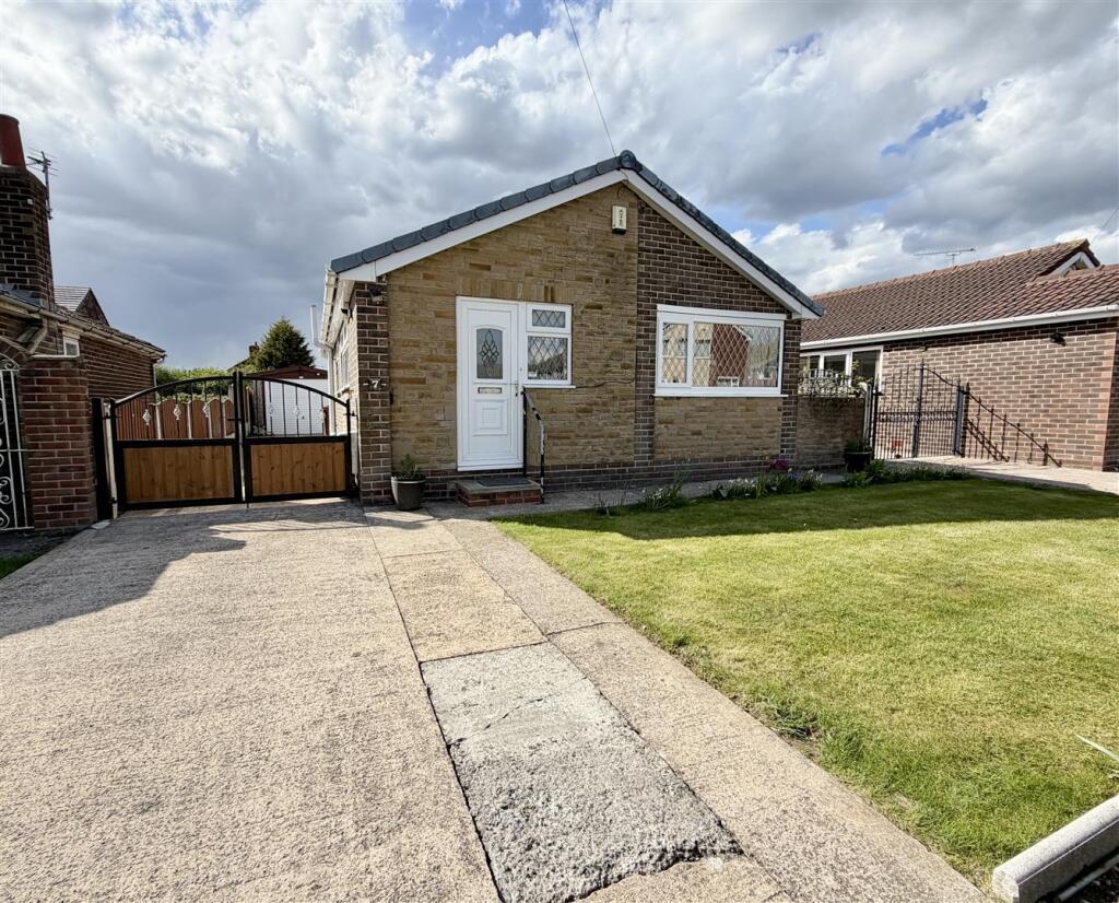 Main image of property: Manor Park Avenue, Allerton Bywater, Castleford