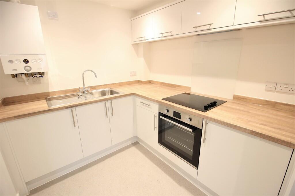 House in Warminster, Wiltshire - View 5