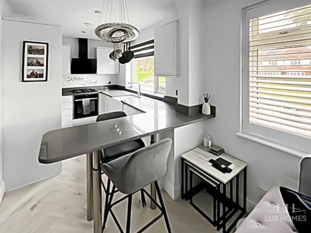 Apartment in Chelmsford - View 4