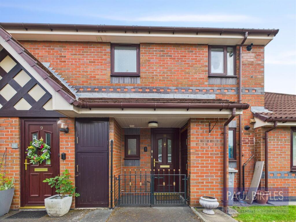 1-bed house on Orme Close, Urmston, Trafford, M41, £130,000