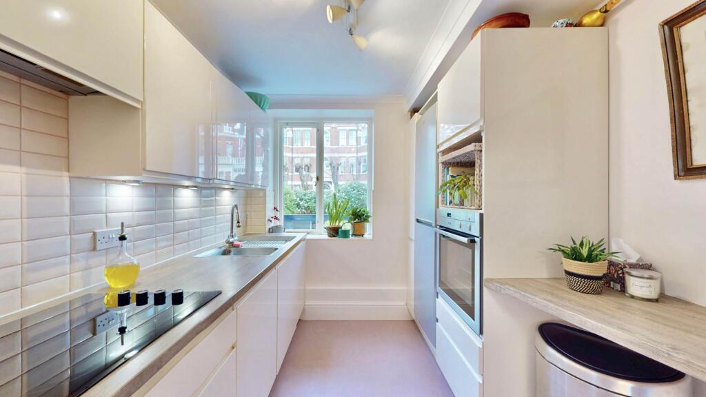 Apartment in London - View 3