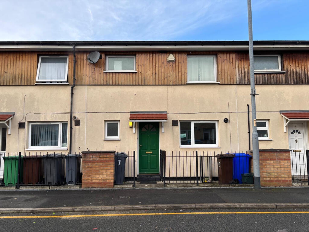 Main image of property: Torquay Close, Manchester, M13
