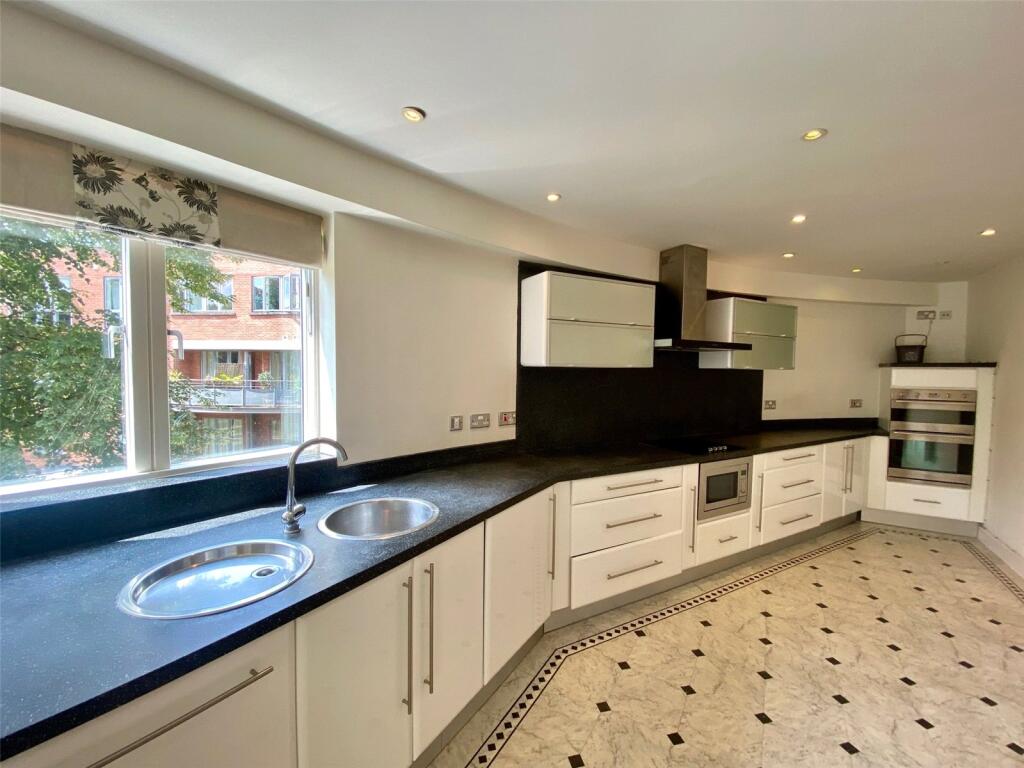 Apartment in Bristol, Alderman's Park, Redland - View 3