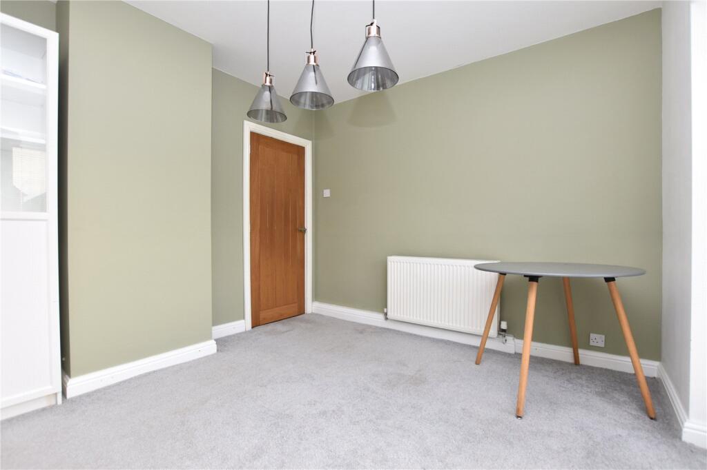 Greenwood Road, Tingley, Wakefield, West Yorkshire photo 3