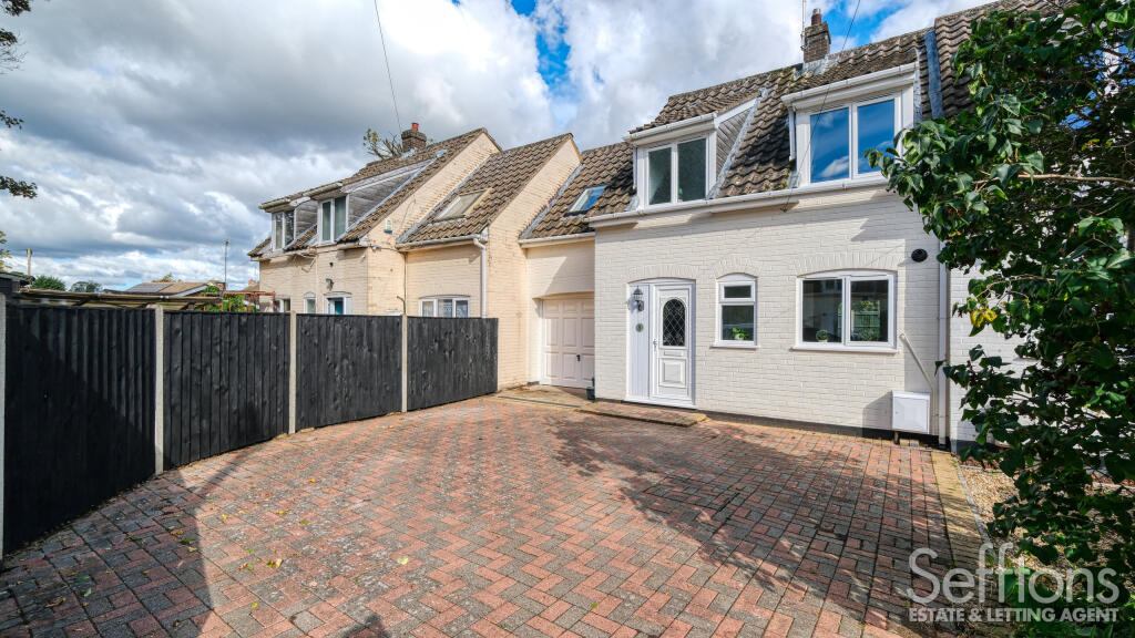 Main image of property: Manor close, Buxton, Norwich, Norfolk