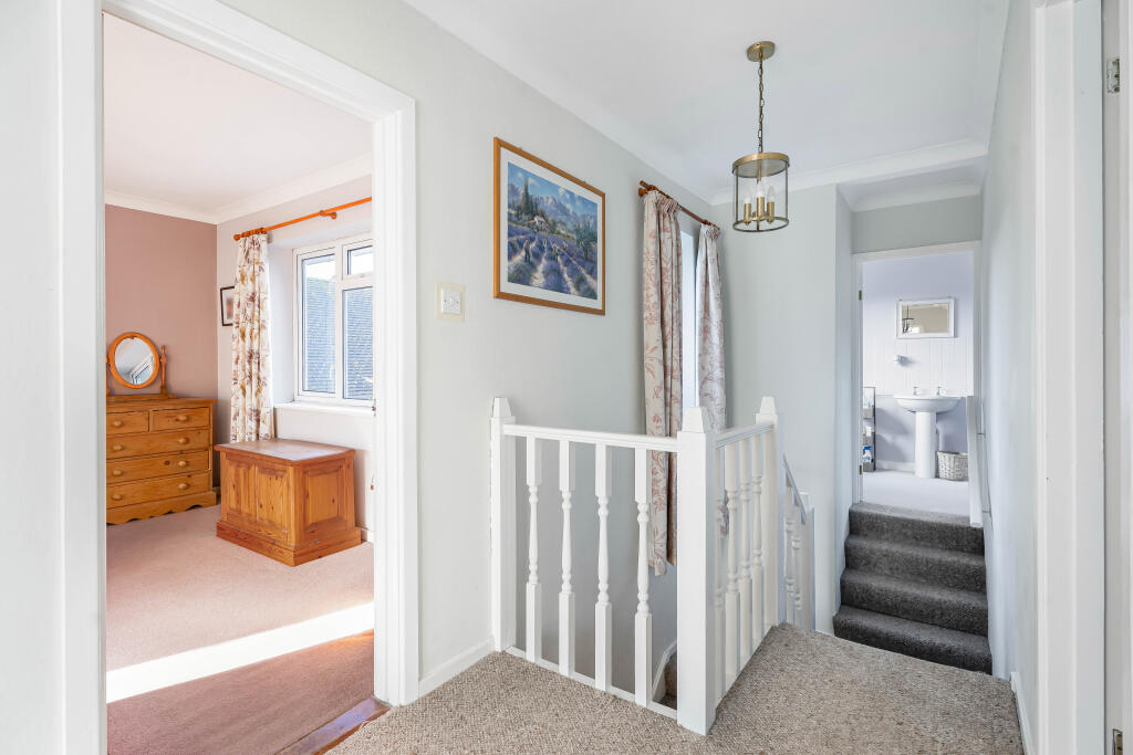 Additional image 17 of Bloomfield Road, Harpenden, AL5