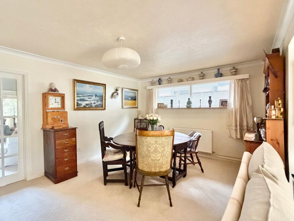 House in Bexhill-on-Sea, Little Common - View 5